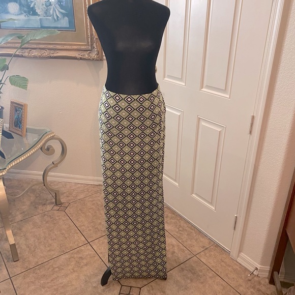 Michael Kors Green Geometric Maxi Skirt - Picture 1 of 4